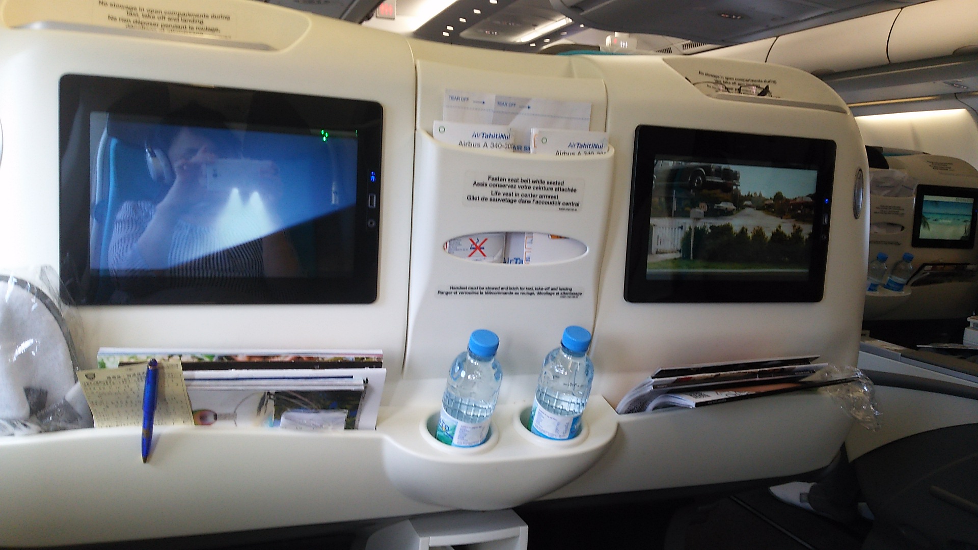タヒチ・ヌイ航空　機内写真