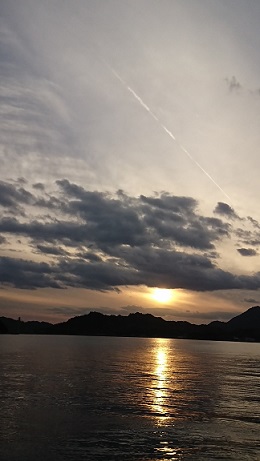 瀬戸内の夕景