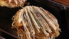 広島風　お好み焼き