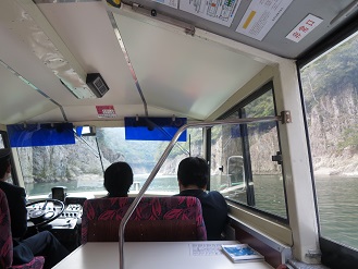 瀞峡　ジェット船内で