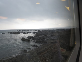 特急くろしおの車窓から