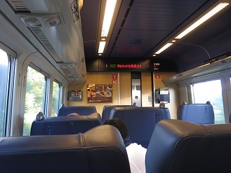 スーパーとかち　車内