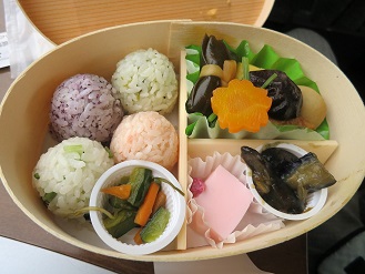 車内限定販売の弁当