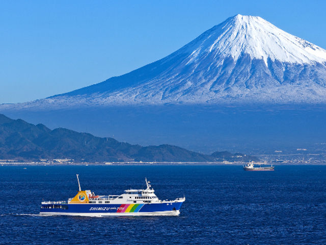 駿河湾のフェリー