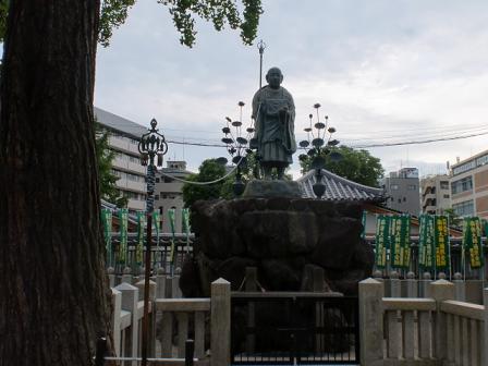 四天王寺境内にて撮影