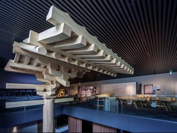 竹中工務店大工道具館から